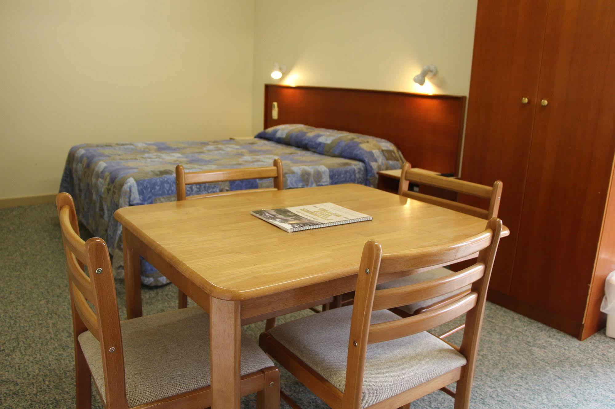 The Pioneer Way Motel Springwood Εξωτερικό φωτογραφία