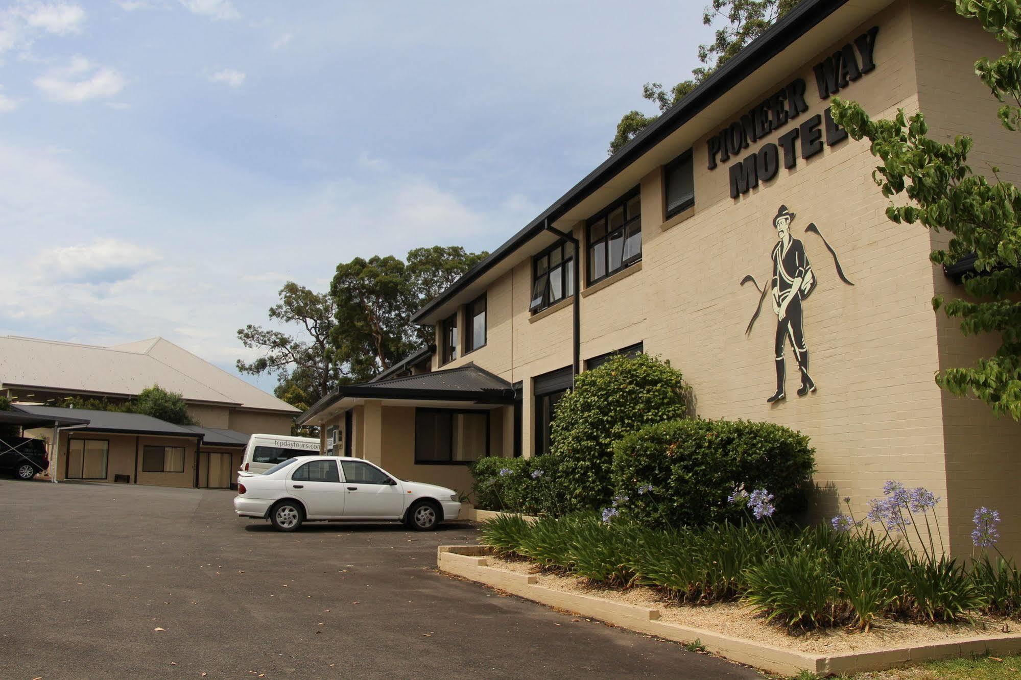 The Pioneer Way Motel Springwood Εξωτερικό φωτογραφία
